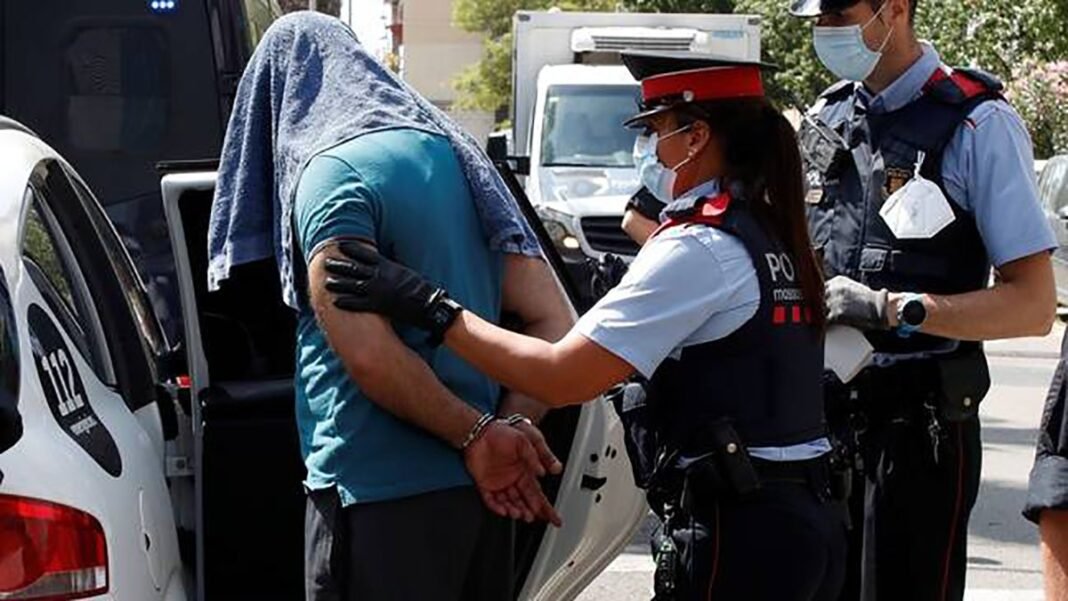 Urgent: Boketshu Wa Yambo aux arrêts, son ami Commandant Esso explique Urgent: Boketshu Wa Yambo aux arrêts, son ami Commandant Esso explique