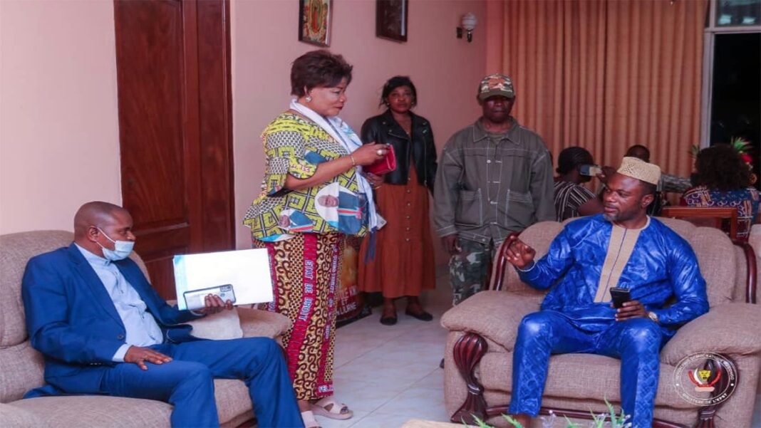 EXETAT 2021 : Tony Mwaba à Kenge pour le lancement des épreuves qui débutent ce lundi !