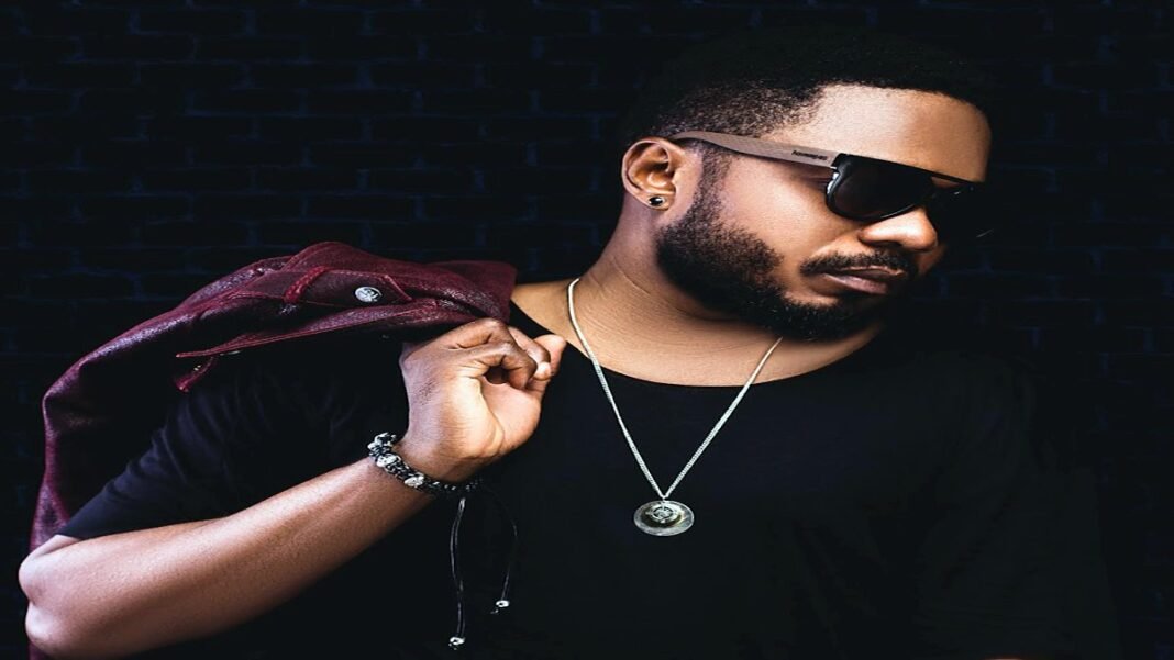 Urgent : Miel de son chassé par ses propres musiciens