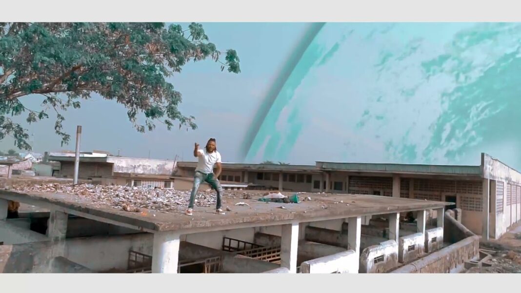 Gesac Tshipoyi – Seringue (Clip Officiel) Gesac Tshipoyi – Seringue (Clip Officiel)