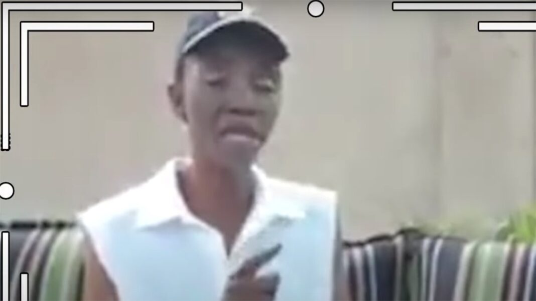 Manicke ameli Bombé : Kissindjora très en colère Manicke ameli Bombé : Kissindjora très en colère