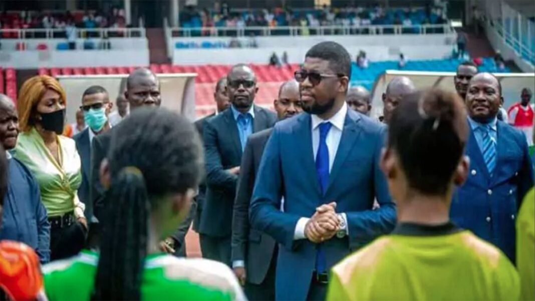 RDC: Entre le Ministre des Sports et la FECOFA, le match n’est pas si amical !