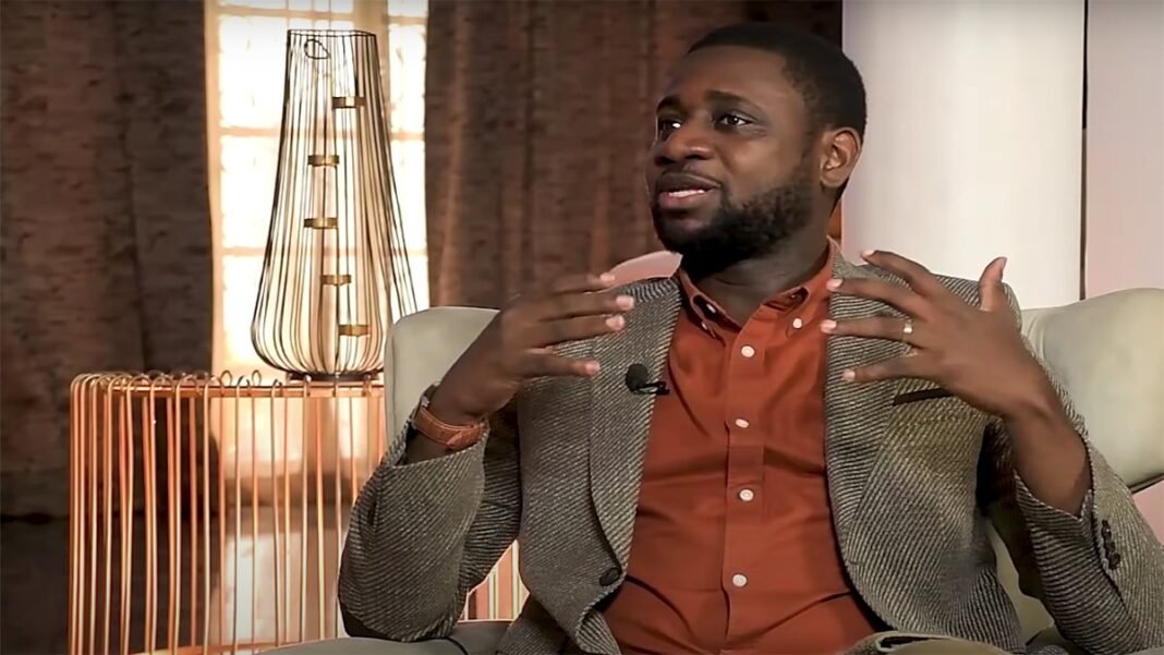 Le pasteur Athoms Mbuma partage son expérience étonnante en toute transparence