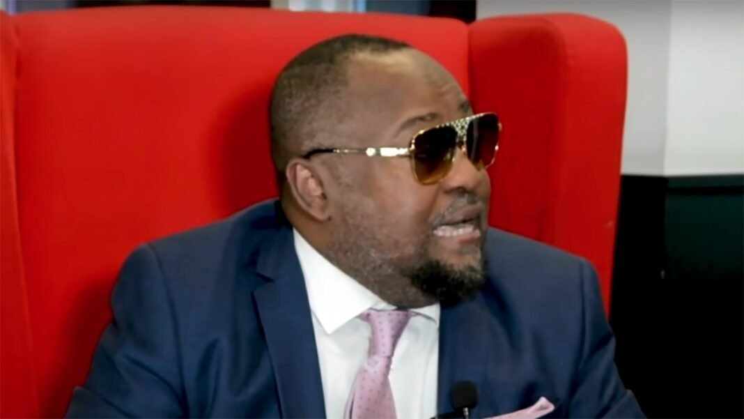 Alain Mpela sort enfin de son silence