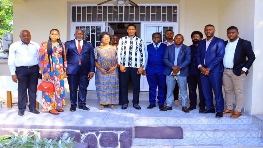 Joël Francis Tatu fait la paix avec ses oncles Tetela !