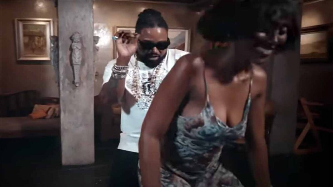 Ferre Gola – Rumba Trap (Clip Officiel) Ferre Gola – Rumba Trap (Clip Officiel)