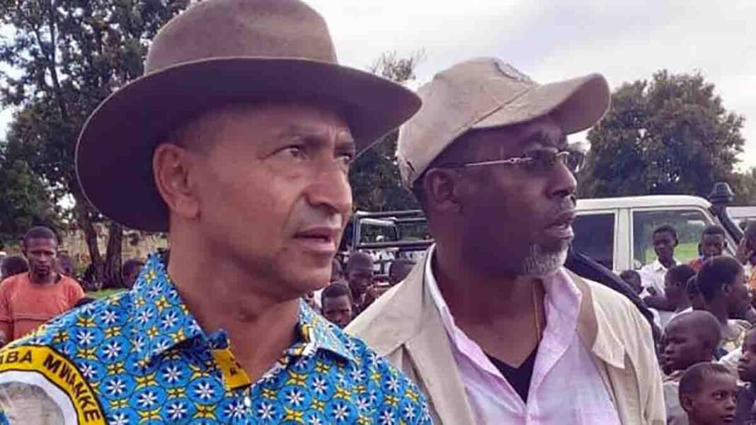 Conflit entre UDPS et Moïse Katumbi : Francis Kalombo répond à Augustin Kabuya Conflit entre UDPS et Moïse Katumbi : Francis Kalombo répond à Augustin Kabuya