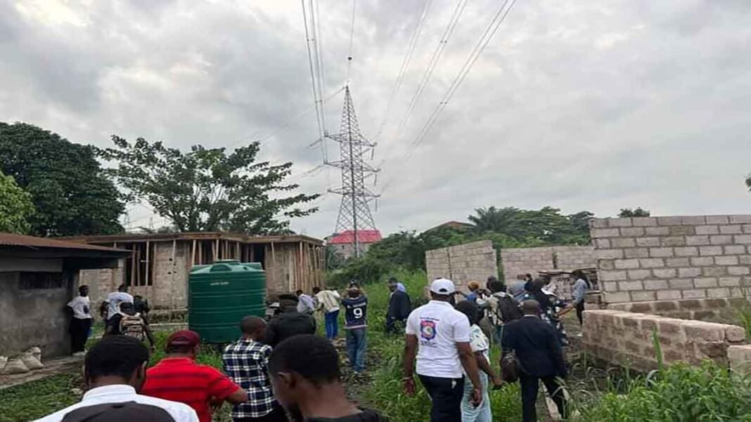 Kinshasa : Gentiny Ngobila annonce la démolition de constructions anarchiques érigées sur le lit de la rivière Funa