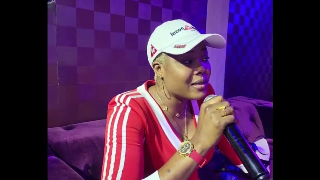 Koffi Olomide, Cindy Le Coeur en répétition de classe avec le Quartier Latin