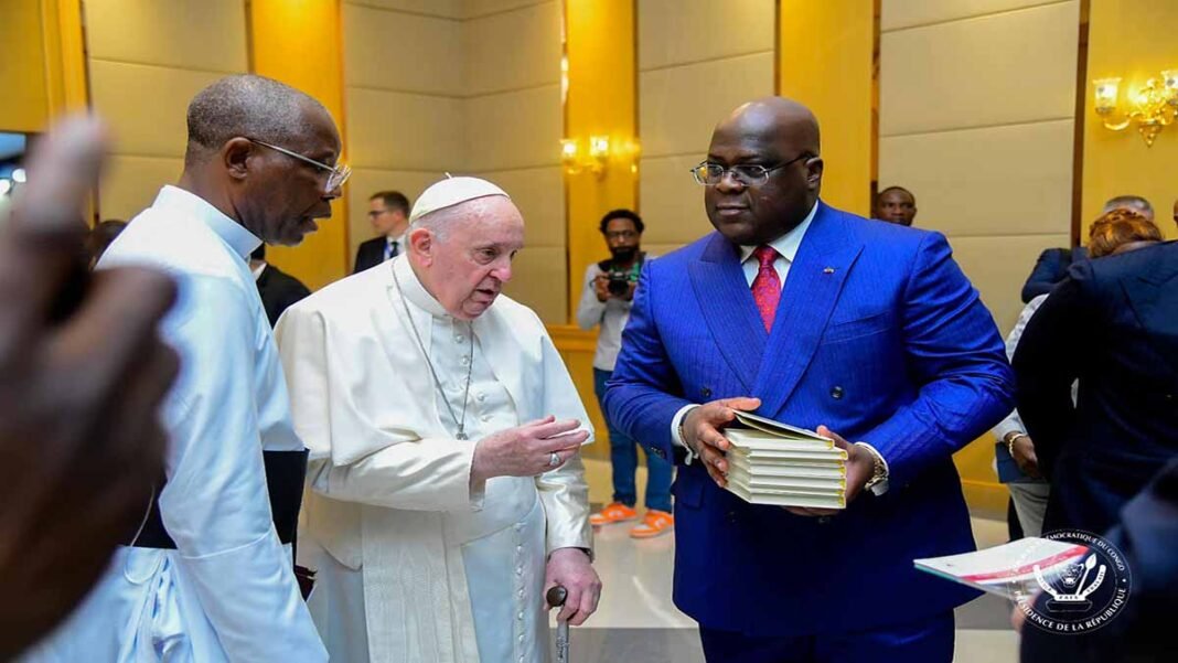 Devant le pape, Félix Tshisekedi accuse le Rwanda de déstabiliser la RDC