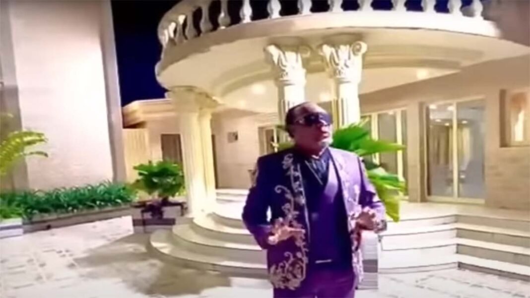 Djuna Djanana, le père de Gims et Dadju à Kinshasa (MaCampagne)