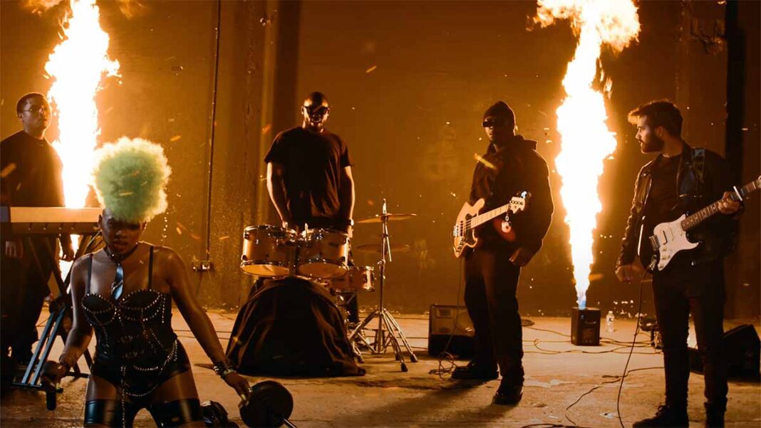 Nathalie Makoma – Everything Is Nothing (Clip Officiel) Nathalie Makoma – Everything Is Nothing (Clip Officiel)