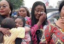 VIDEO. Pasteur De La Foi en larmes