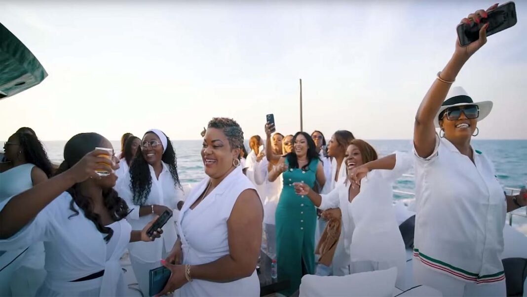 Mariam Bondo – Happy Birthday – Joyeux Anniversaire (Part 1)