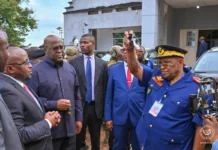 Félix Tshisekedi clarifie ses propos sur les policiers