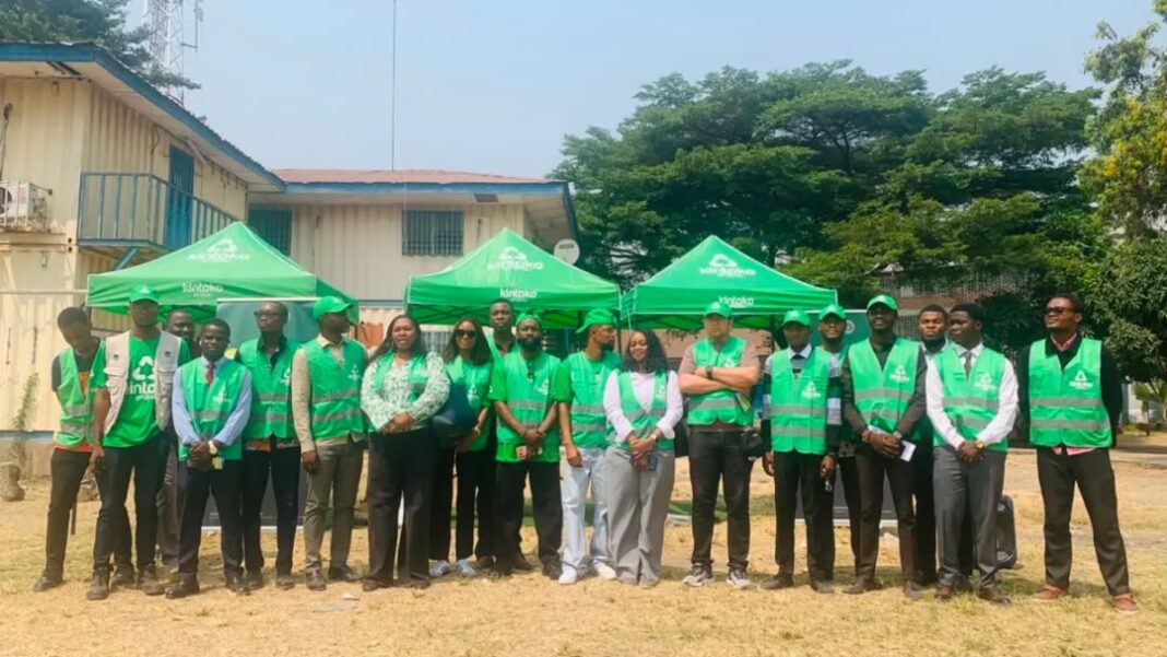 Lancement de la campagne « Recycler, c’est aimer Kinshasa » Lancement de la campagne « Recycler, c’est aimer Kinshasa »